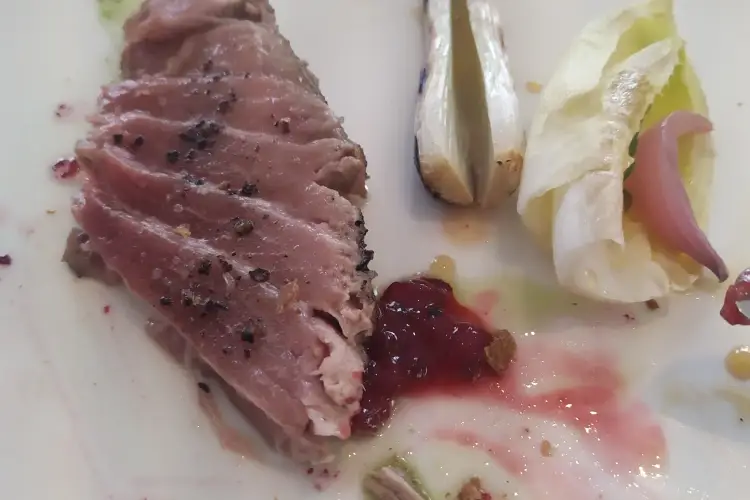 Tonno rosso del Mediterraneo Pata Negra a Paratico, la nuova avventura di Paolo Benigni sul lago