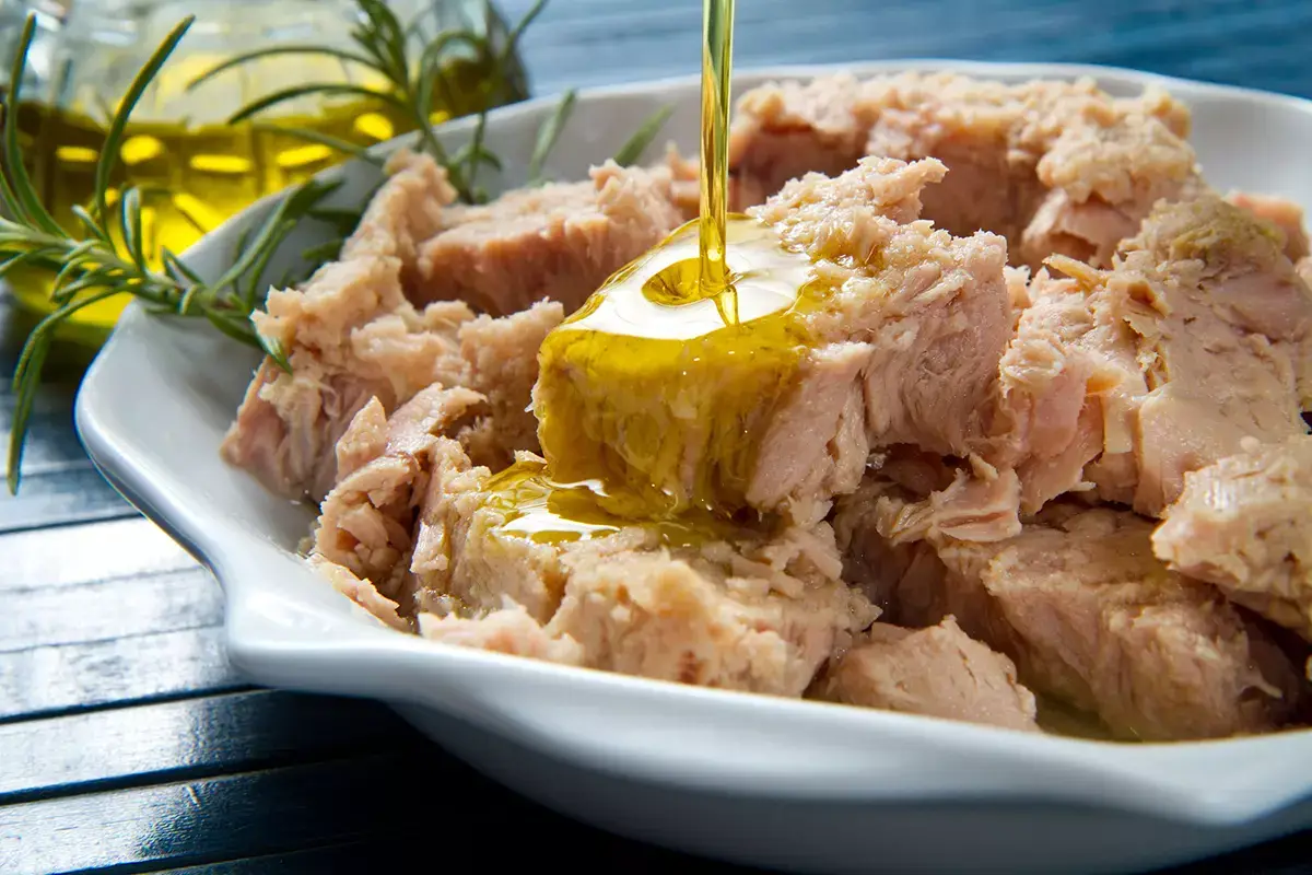 Le giuste e sane proteine in pausa pranzo? Perfetto il tonno in scatola