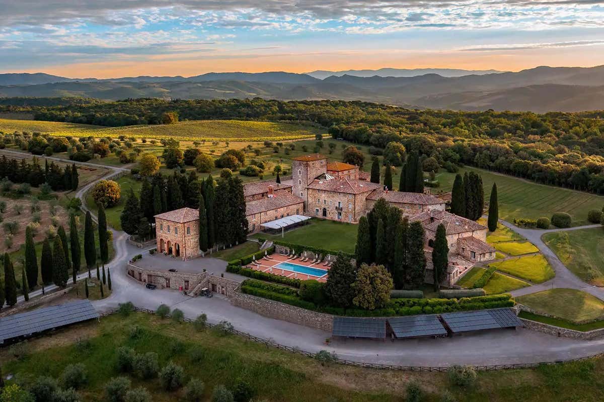 Toscana non solo da cartolina: il relais tra vigneti, orto e pici al ragù