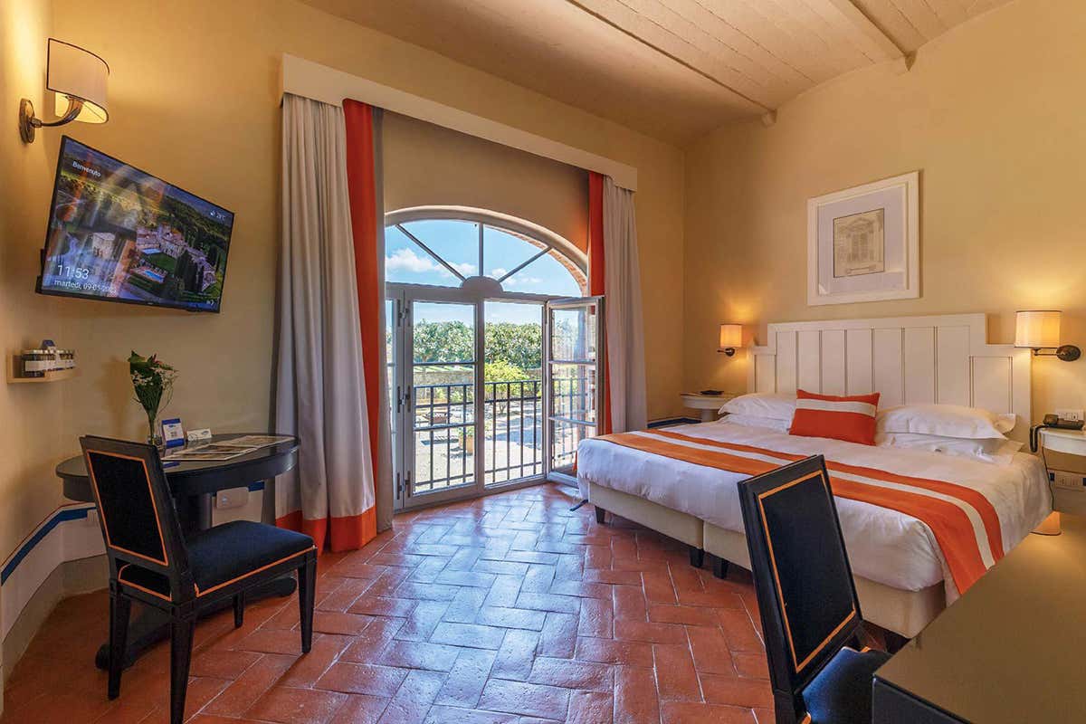 Toscana non solo da cartolina: il relais tra vigneti, orto e pici al ragù