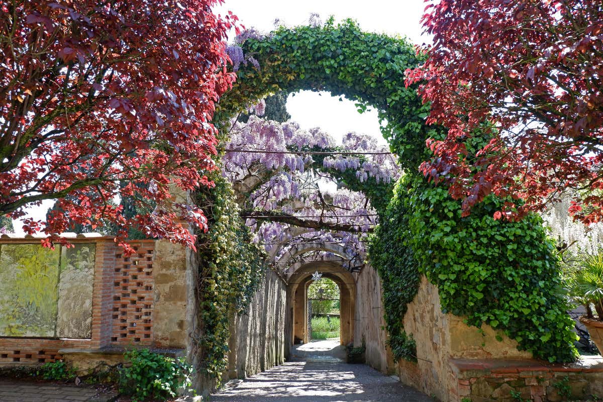 La torre del poeta Guido Cavalcanti è oggi un hotel di lusso sulle colline di Firenze