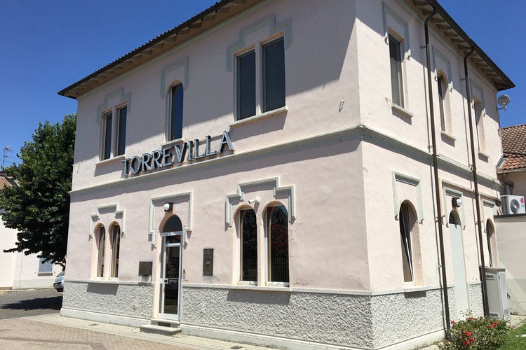 La sede di Cantina Torrevilla - Oltrepò, Torrevilla guarda avanti e presenta la sua annata 2019