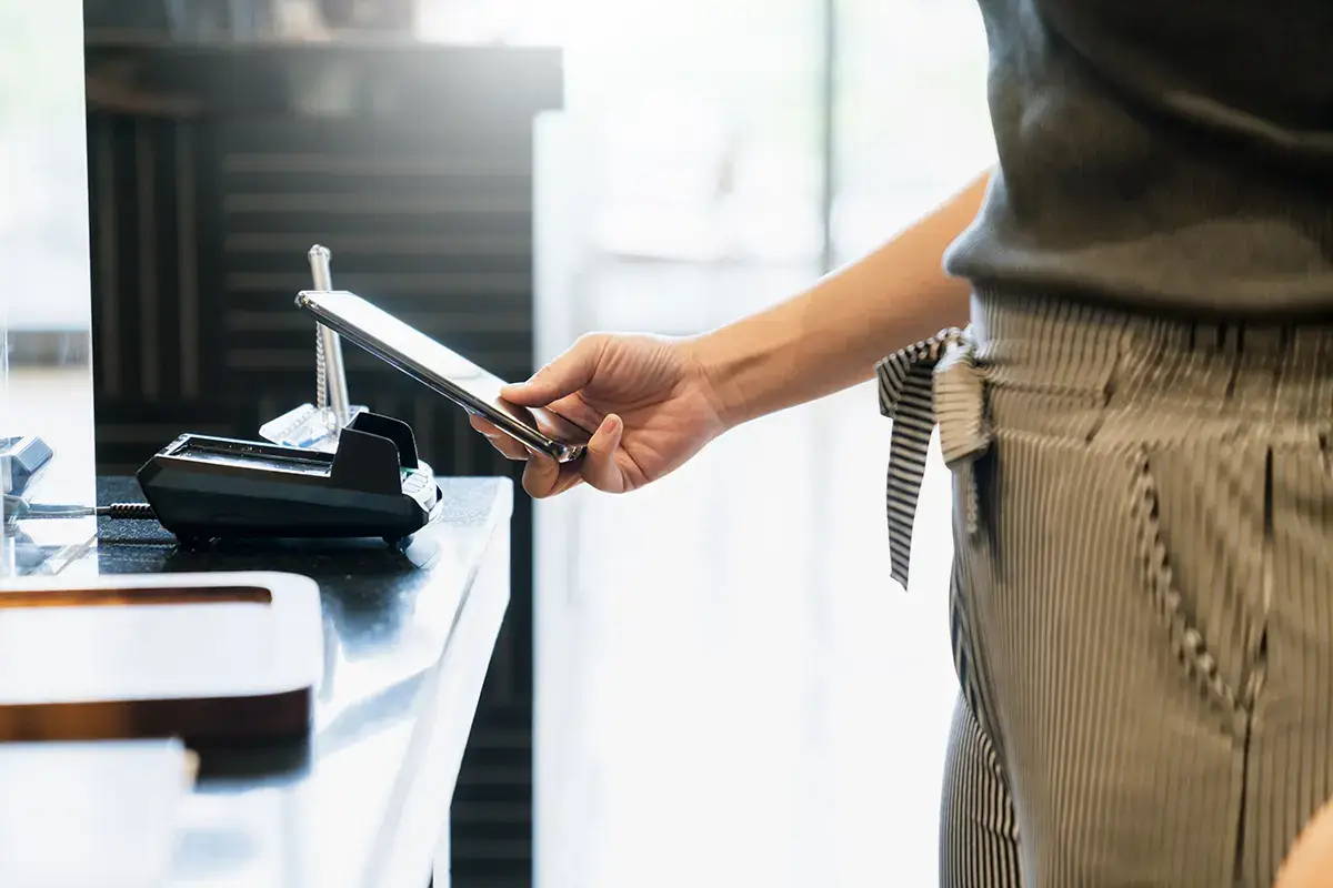 Anche il pagamento &egrave; digitale Sistemi touchless e menu personalizzati, il futuro della ristorazione passa da qui