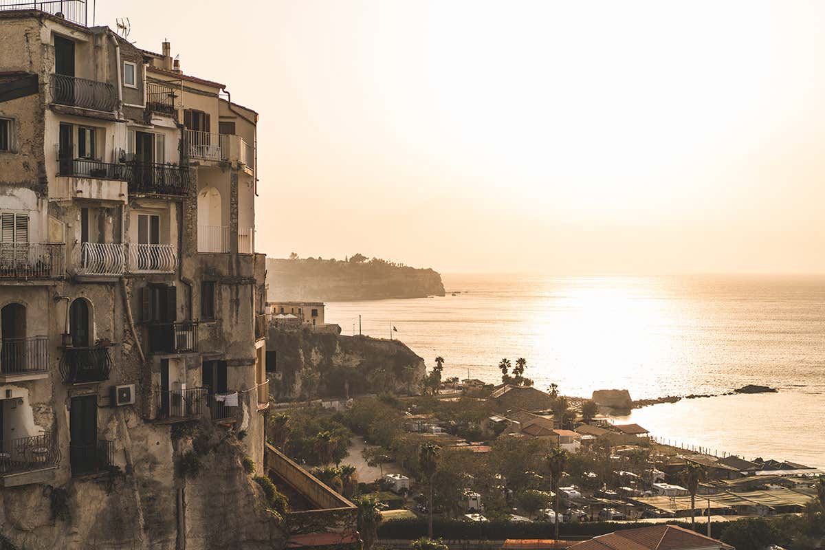 La Cipolla rossa di Tropea traina il turismo della perla del Tirreno