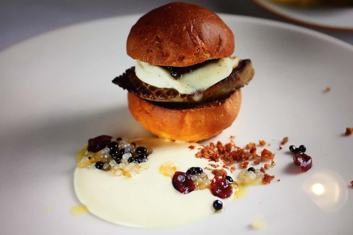 Fegato d’oca gratinato alla mozzarella di bufala