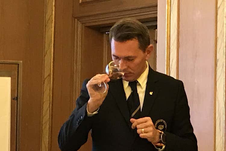 Roberto Anesi (Trentodoc, le bollicine di montagnaper nove giorni in degustazione a Milano) Roberto Anesi (Trentodoc, le bollicine di montagnaper nove giorni in degustazione a Milano)
