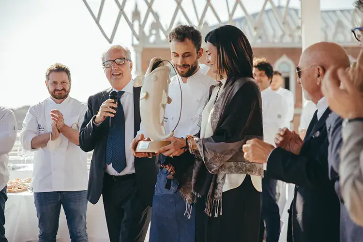 La consegna del Trofeo Tagliapietra Il Festival Triveneto del Baccal&agrave; incorona lo stoccafisso