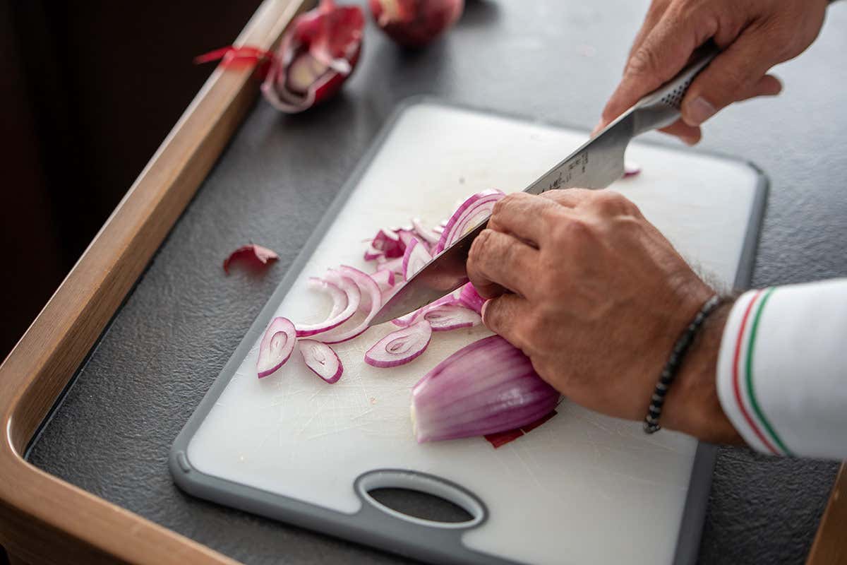 Gli anelli più preziosi di Calabria, la Cipolla di Tropea in un libro unico
