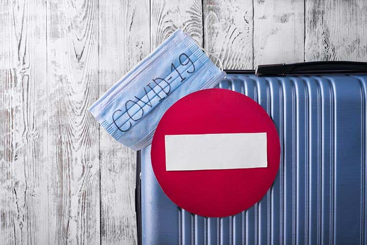 Milioni di italiani non sono partiti in vacanza per paura del covid - In vacanza solo 6 italiani su 10 A casa in 6,5 milioni causa covid