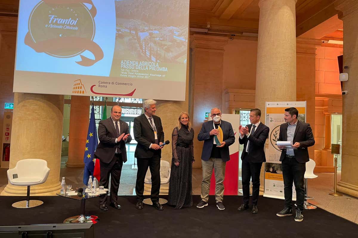 Premio Frantoio all'Azienda Agricola Passo della Palomba di Todi Turismo dell&rsquo;Olio: Umbria e Toscana fanno incetta di premi