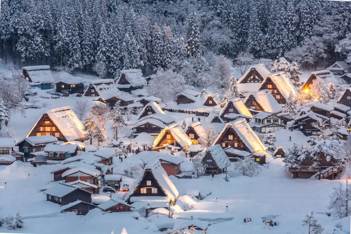 Bollette alle stelle e contrazione dei consumi: che inverno sar&agrave; per il turismo?