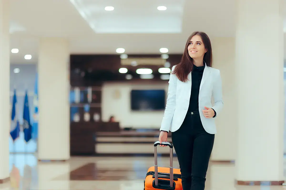 Millennial e Generazione Z rappresentano, oggi, il 20% dei turisti internazionali&nbsp; L'Italia a caccia del turismo di lusso! La missione di Enit a Cannes