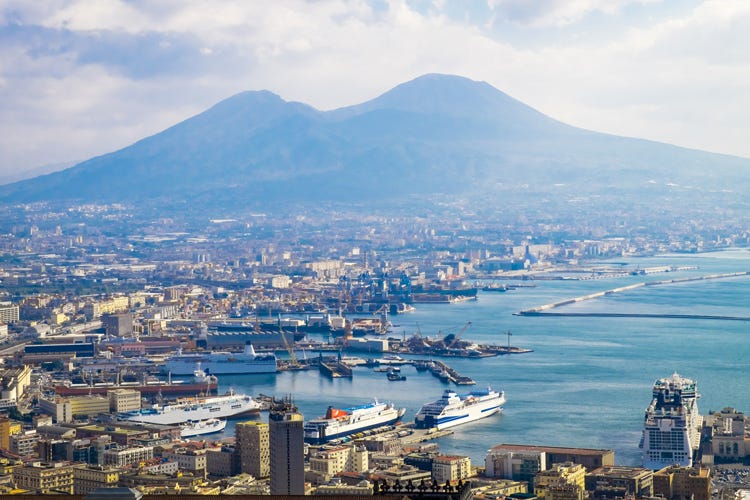 Napoli è tra le mete preferite dagli spagnoli (Spagnoli sedotti dalll’Italia Spendono 1,5 miliardi l’anno)