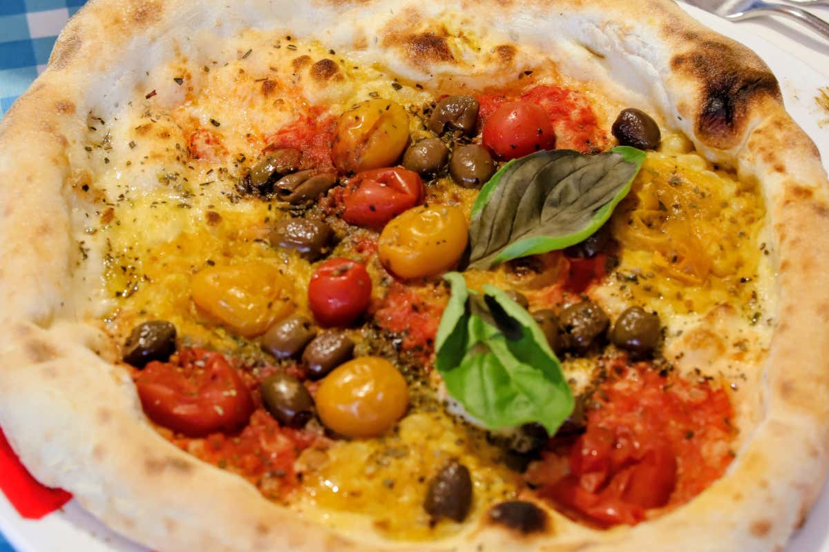 Tuttopizza 2026: Napoli guida il business mondiale della pizza italiana Tuttopizza 2026: Napoli guida il business mondiale della pizza italiana