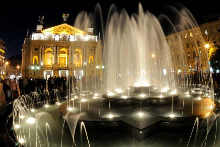 Leopoli e il Teatro dell'Opera (Vacanza alle terme in Ucraina tra storia secolare e benessere)