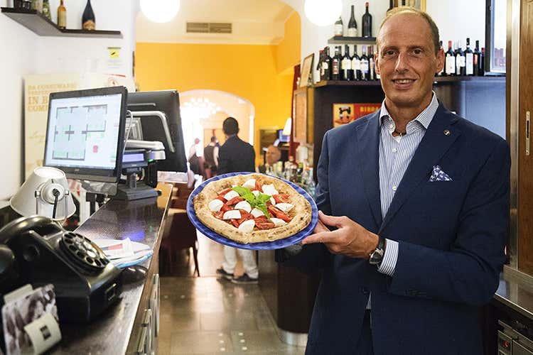 Pizzeria Umberto Le migliori e le pi&ugrave; storiche: ecco le pizzerie che meritano un viaggio