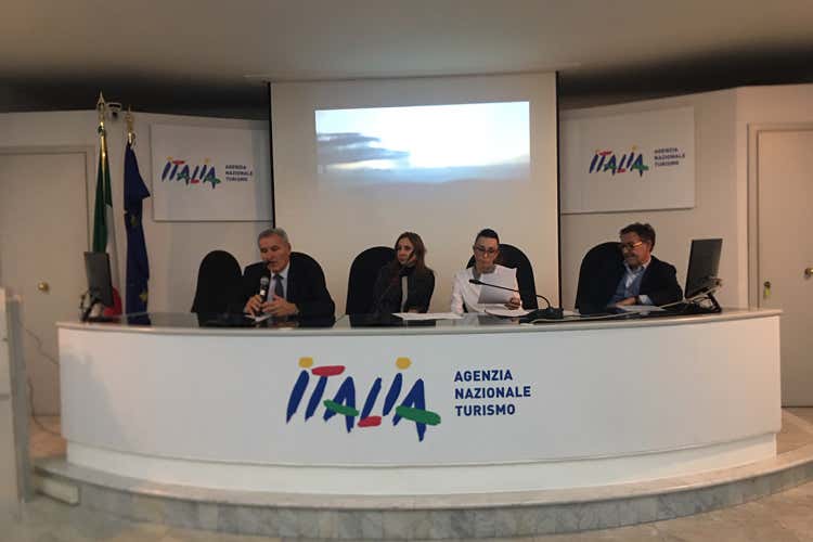 La presentazione alla sede dell'Enit (Residenze d&rsquo;epoca e country house per una vacanza di lusso in Umbria)