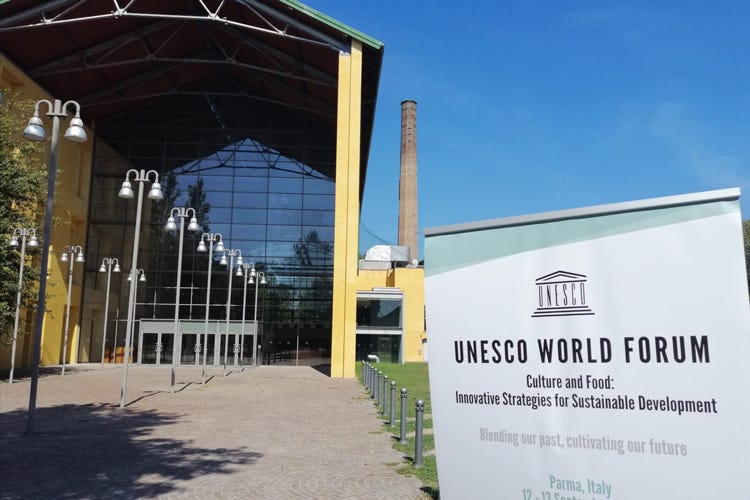 La sede del Forum Unesco tenutosi a Parma (Parma, dal Forum Unescoun appello alla sostenibilità)