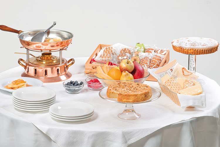 (Da Unilever Food Solutions il ricettario per un buffet perfetto) (Da Unilever Food Solutions il ricettario per un buffet perfetto)