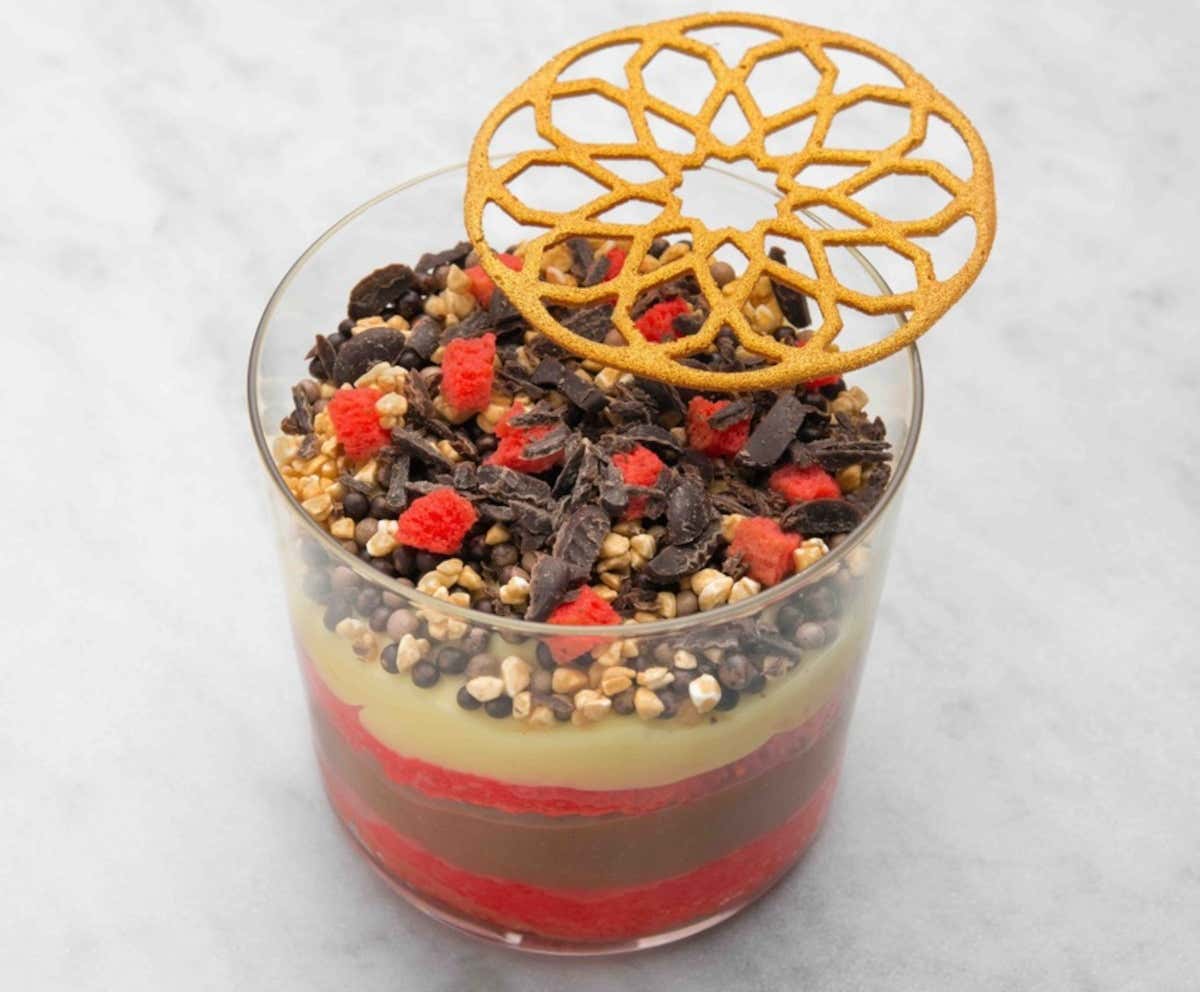 Zuppa Inglese con cioccolato fondente, realizzata con la crema a freddo Pastry Cream & Chantilly