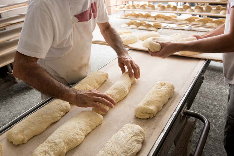Anche l'industria alimentare è in ginocchio - Unionfood combatte con Fipe per tutelare l'industria alimentare Anche l'industria alimentare è in ginocchio - Unionfood combatte con Fipe per tutelare l'industria alimentare