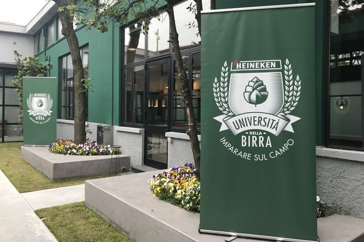 (Università della Birra inaugura la sede a Milano Lambrate)