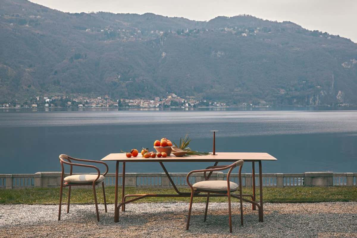 The Salò outdoor furniture line, signed by designers Matteo Thun and Benedetto Fasciana, in infinitely recyclable aluminum