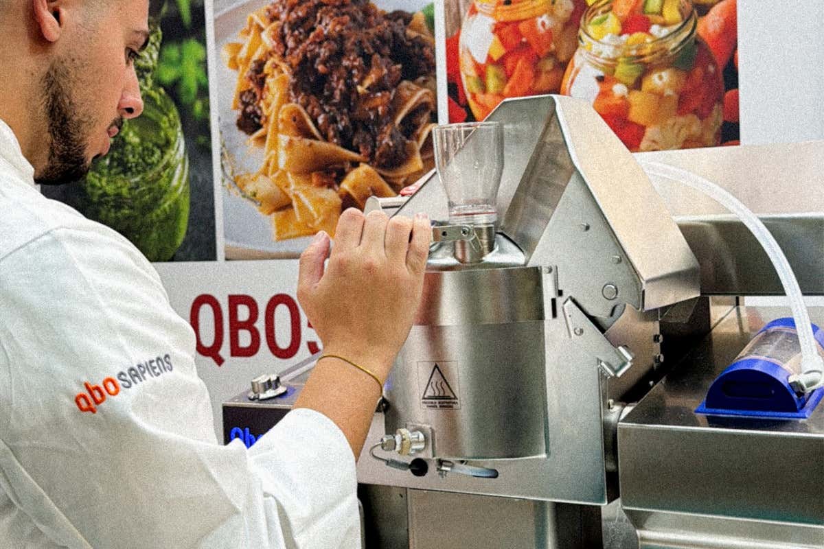Unox compra Roboqbo e accelera sulla robotica nelle cucine professionali