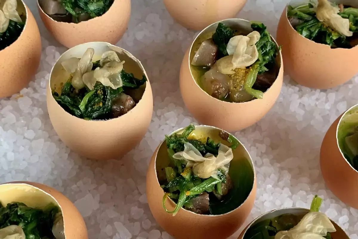 Frittata nell'uovo, testina di vitello, acacia in conserve e spezie Terrazza