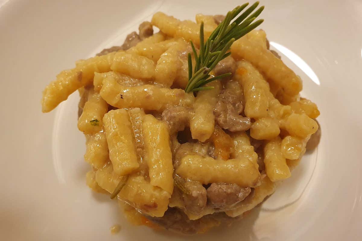 Palazzo Tiratori a Urbino: dove il Duca Federico degustava tartufo, oggi è un ristorante di classe