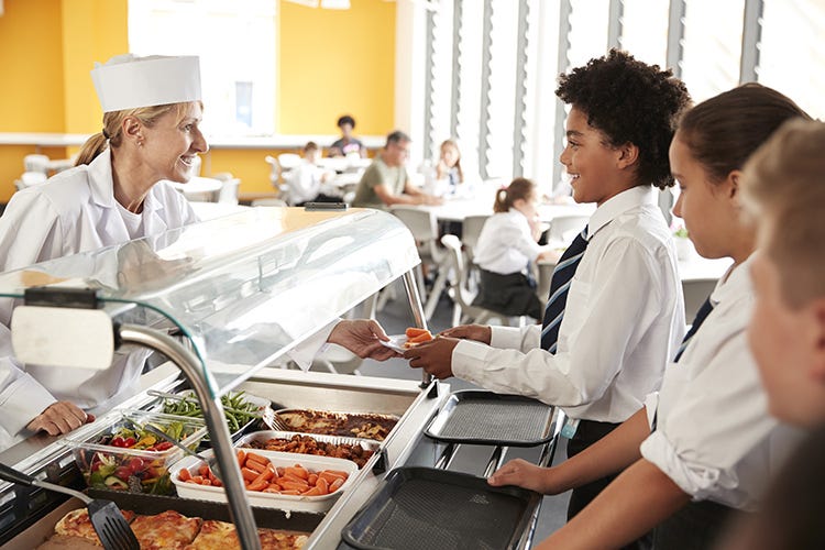 Il sistema scolastico italiano deve migliorare per menu e attività fisica (Usa, hot dog nelle scuola Choc? In Italia non va tanto meglio)