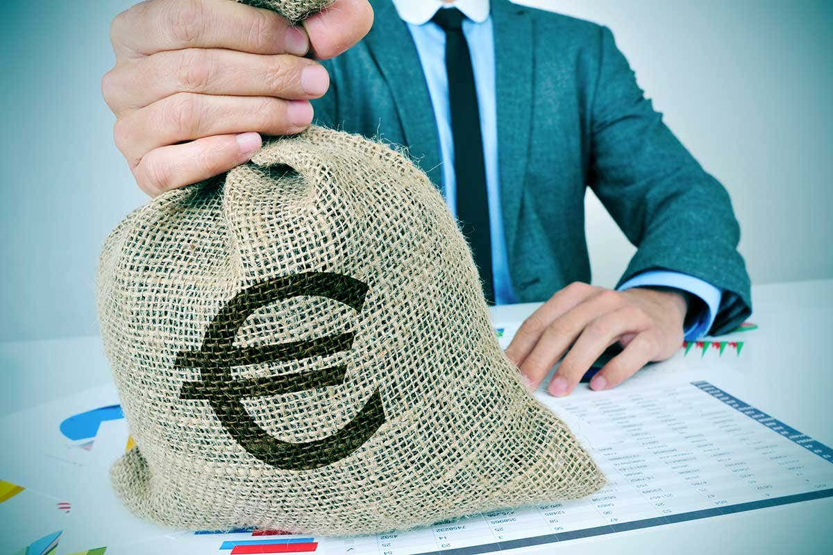 Usura ed estersione, per uscirne ristoranti e bar possono affidarsi al Fondo di solidarietà Usura ed estorsione, per ristoranti e bar c'è una via d'uscita: il Fondo di solidarietà