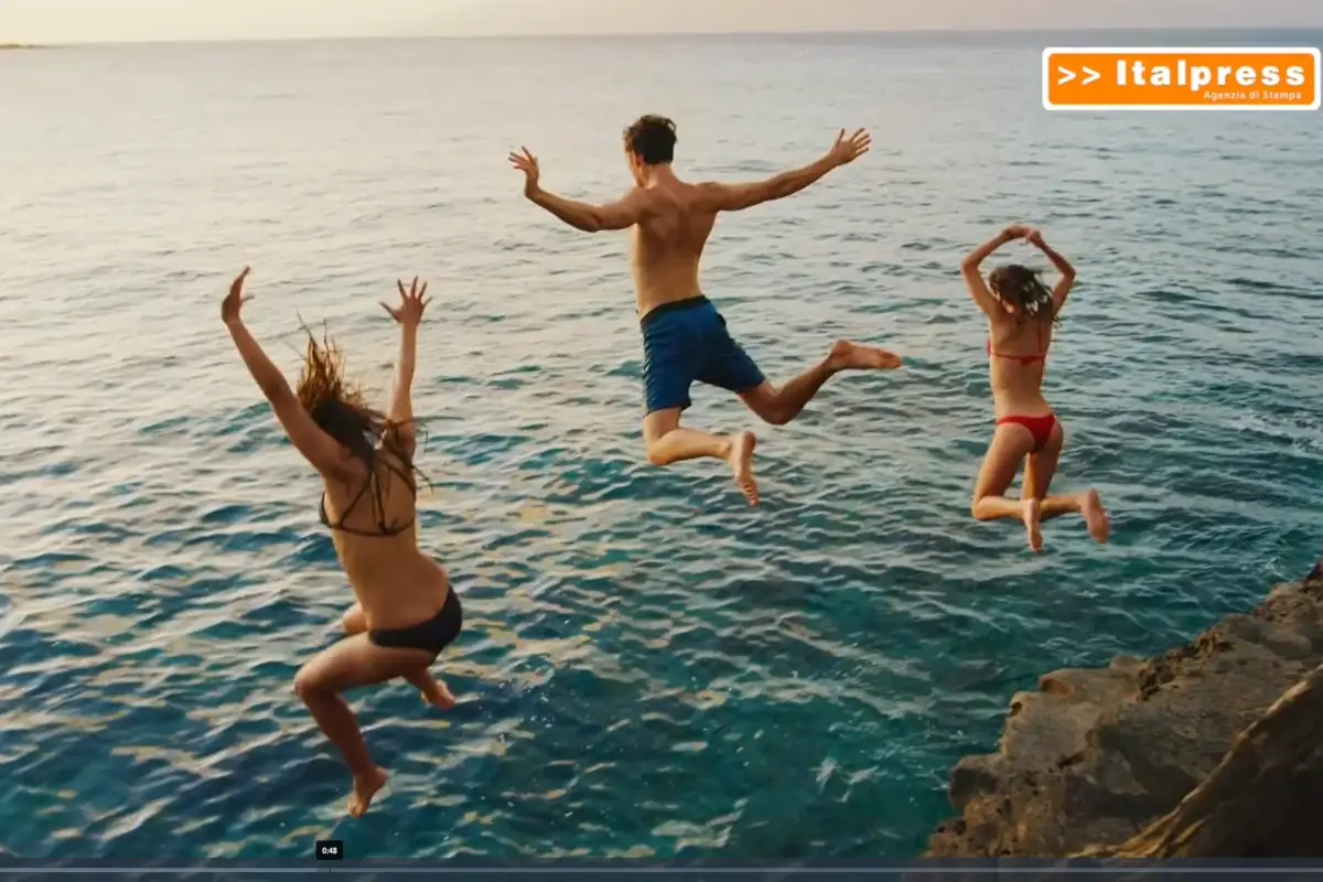 Turismo: per i giovani viaggiatori c'&egrave; Utravel club