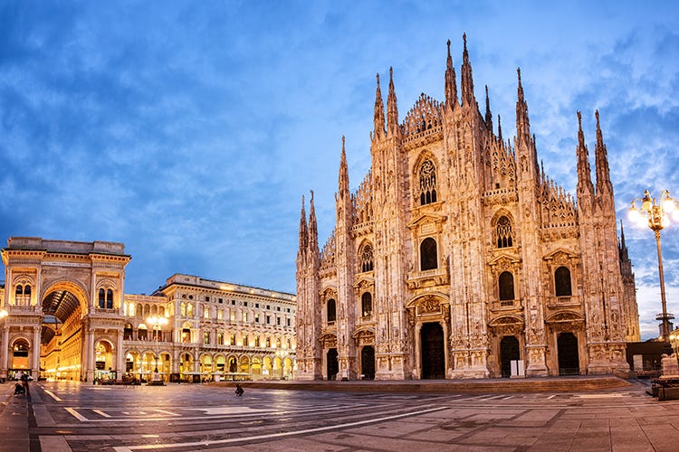 Il Duomo di Milano tra le mete preferite - Vacanze estive in Italia 300 milioni di persone ci pensano