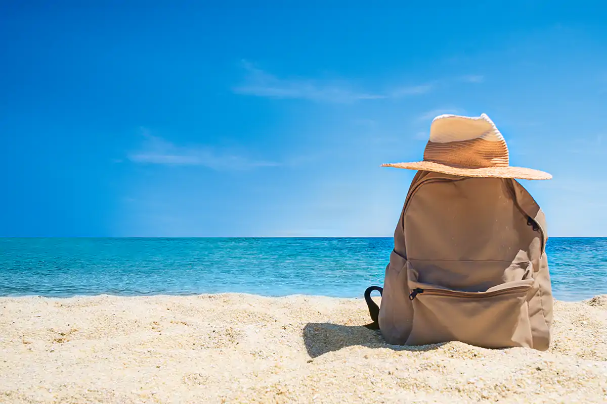 Voglia di vacanza per gli italiani che scelgono il mare come meta principale Vacanze al mare per 6 italiani su 10 Ad agosto, picco di presenze