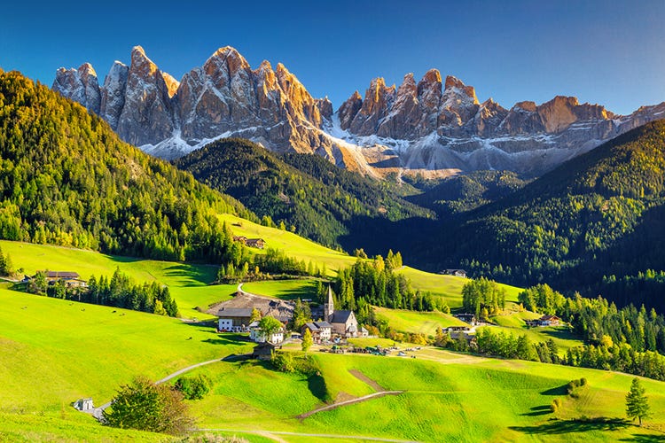 Trekking in mezzo alla natura nel cuore dell'Alto Adige - Un'estate italiana con le sue regole Le aperture, regione per regione
