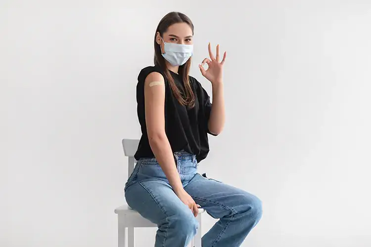 Nei primi 12 giorni di dicembre sono state oltre 5 milioni le iniezioni di vaccino La campagna vaccinale corre, in 12 giorni oltre 5 milioni di iniezioni