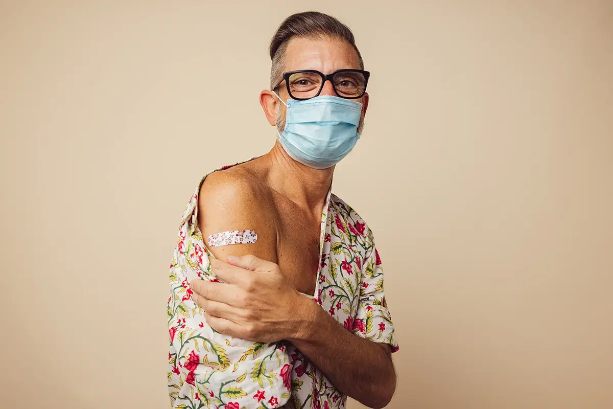 Obbligo vaccinale per gli over 50, cento euro di multa una tantum Obbligo vaccinale per gli over 50: ecco come scattano le multe