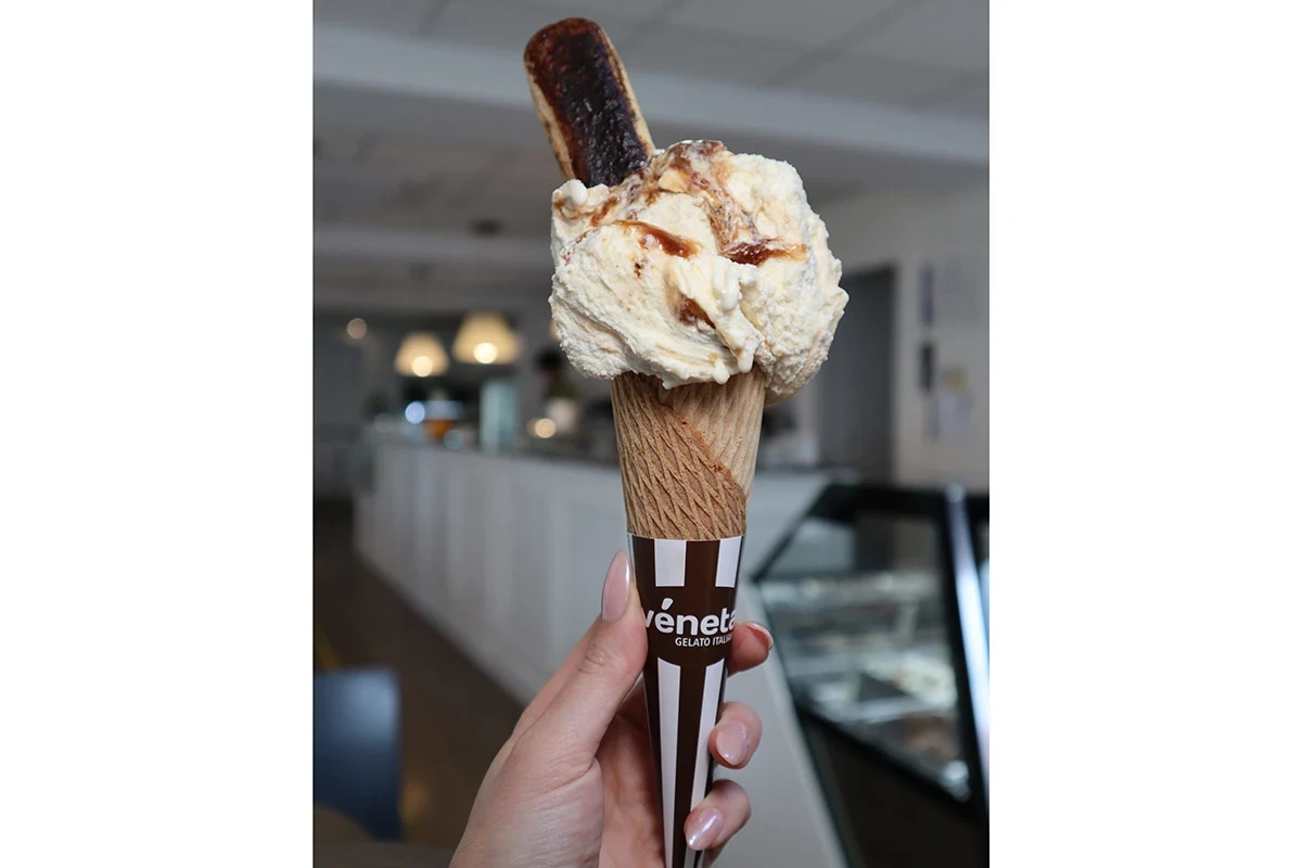 Un cono di gelato prodotto da uno dei locali di Maurizio Melani a Valencia Maurizio Melani Da La Spezia a Valencia per diventare il re dei gelati