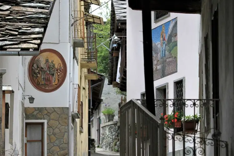 Le tre valli sono un susseguirsi di piccole localit&agrave; gioiello. Foto: Welcome Piemonte 