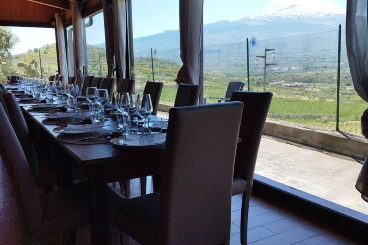 Sulla Valle dell'Etna c'è un agriturismo che racconta la Sicilia contadina