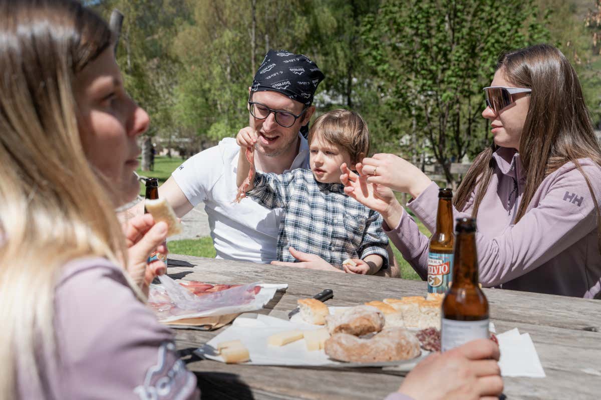 A Genolecia il picnic è pensato anche per le famiglie