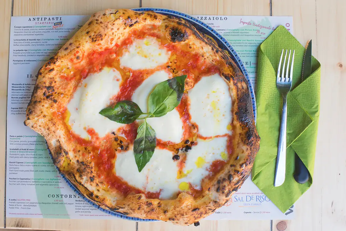 La classica Margherita La catena di pizzerie Vasinikò fa cinquina con l'apertura di Cremona
