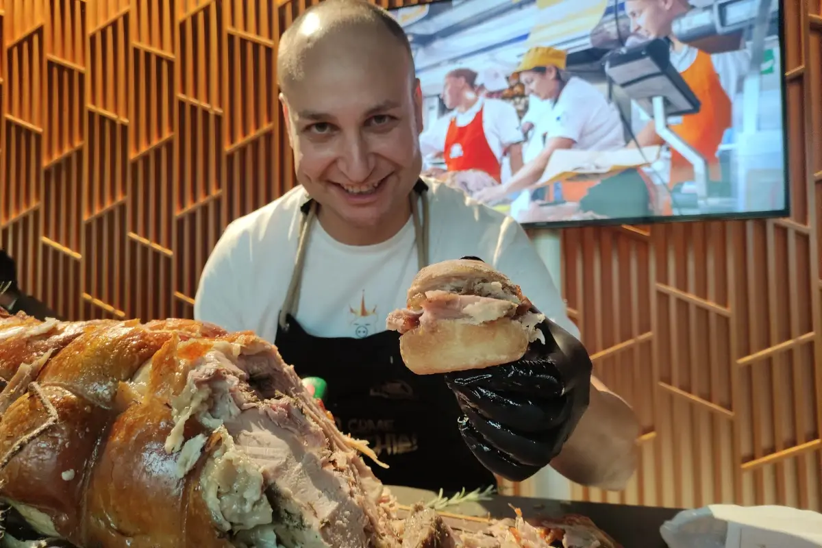 L&rsquo;imprenditore abruzzese Raffaele Venditti RaffaelVenditti porta la porchetta negli &ldquo;street store&rdquo;