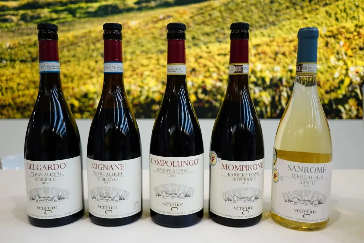Cascina V&egrave;ngore, vini biologici nelle Terre d'Alfieri
