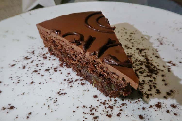 La Sacher con farina di farro (Verdechiaro, cucina salutistica da gustare anche a casa DA FINIRE)