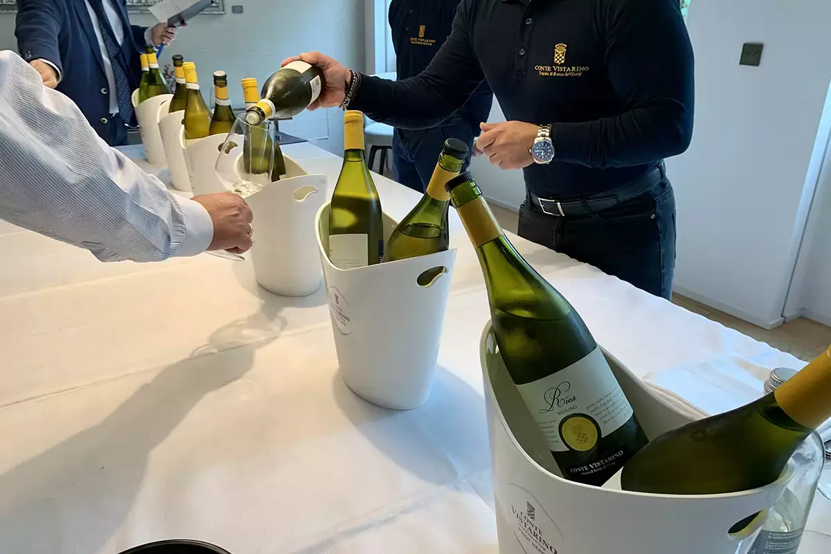 Verticale di R&iuml;es Riesling Oltrep&ograve; Pavese Doc Tenuta Conte Vistarino promuove il valore dell&rsquo;Oltrep&ograve;