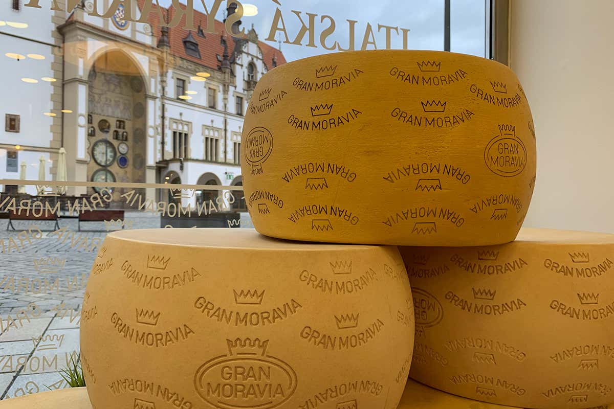 I negozi la Formaggeria sono nel cuore delle città Roberto Brazzale: «Facciamo le cose dove riescono meglio»