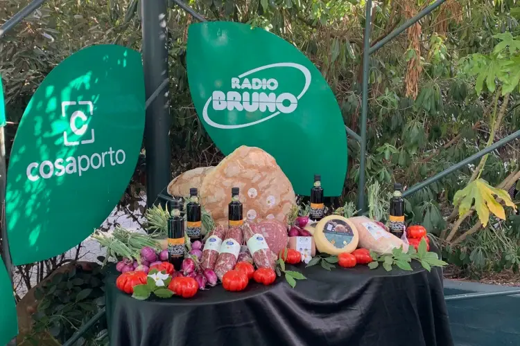 Vetrina Toscana: un assaggio tra cibo, tra marmo e mare