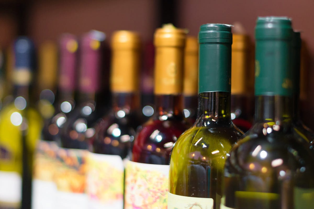 Per quanto ancora acquisteremo vino in bottiglia di vetro?
